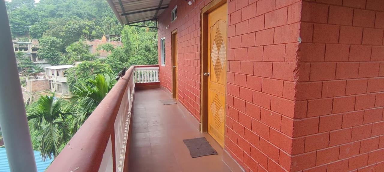 Hilltop Lodge Guwahati Exterior photo